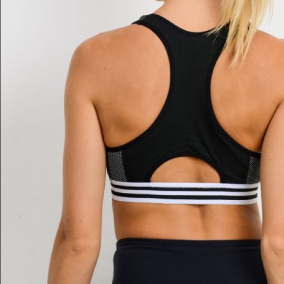 NWT🍁 Seamless Hybrid Cutout Racerback Sports Bra - Picture 5 of 8